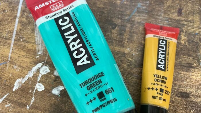 アクリル絵の具